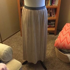 Shimmery midi skirt